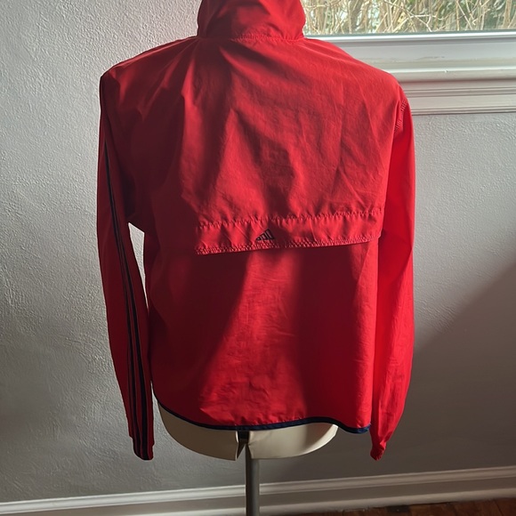 Adidas size large women’s wind jacket - Picture 5 of 7